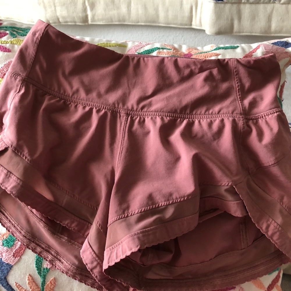 Lululemon 2.5 shorts